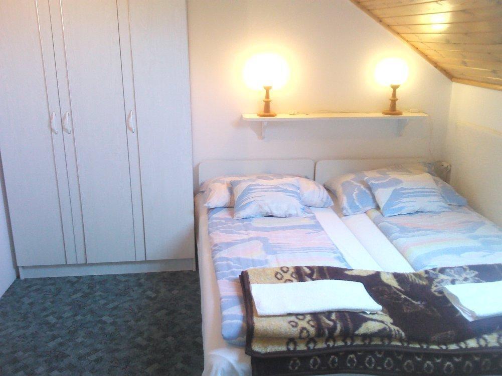 Napfény Apartment Keszthely Szoba fotó